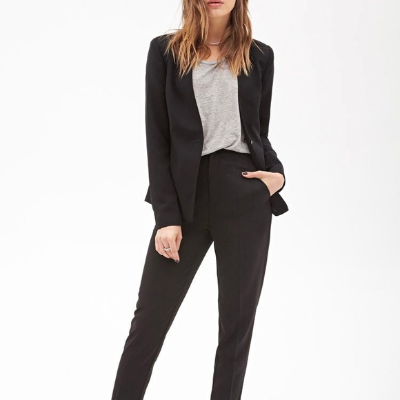 Forever 21 | Tailor Woven Blazer - Picture 2 of 13